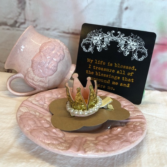 Other - 💖 5/$25 | Gold Glitter Pearls Crown Hair Clip